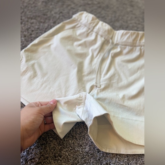 Women’s Lululemon Cinchable Waist High-Rise Woven Short 3.5" Sundance Size XS - Picture 6 of 15